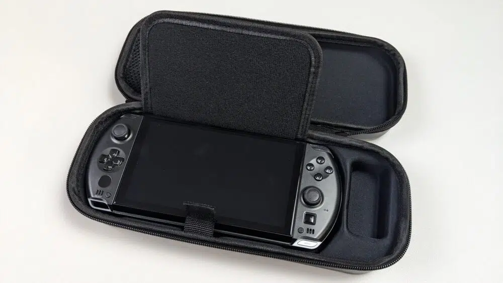 GPD WIN 4 officiële behuizing met GPD WIN 4 met 1 extra laag schermbeveiliging