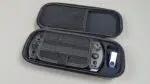 GPD WIN 4 Mala oficial com GPD Win 4 no interior e pen USB
