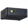 L'immagine mostra il pannello frontale del Mini PC GMKTEC NUBOX M5, evidenziando le sue porte di input/output. Le porte includono multiple porte USB, un jack audio da 3,5 mm e probabilmente un pulsante di accensione. Le porte sono disposte ordinatamente per un facile accesso, enfatizzando il design intuitivo del dispositivo e le opzioni di connettività.