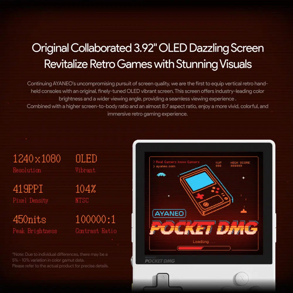 Image marketing pour AYANEO Pocket DMG présentant son écran OLED de 3,92 pouces avec une résolution de 1240x1080, 419 PPI, une luminosité de pointe de 450 nits et un rapport de contraste de 100000:1. L'image comprend un graphique de style rétro de l'appareil et souligne sa capacité à revitaliser les jeux rétro avec des visuels époustouflants.