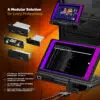 Il GPD Pocket 4 con accessori modulari per uso professionale, inclusi moduli KVM, lettore di schede di memoria, 4G LTE e RS-232. Mostra uno schermo ad alta risoluzione con strumenti di codifica e gestione server in uso.