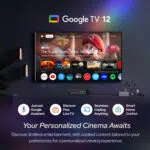Google TV 12:n käyttäjäystävällinen käyttöliittymänäyttö, jossa korostuvat kuratoidut sisältösuositukset, suorat TV-lähetykset, casting-ominaisuudet ja ääniohjaus Google Assistantilla.
